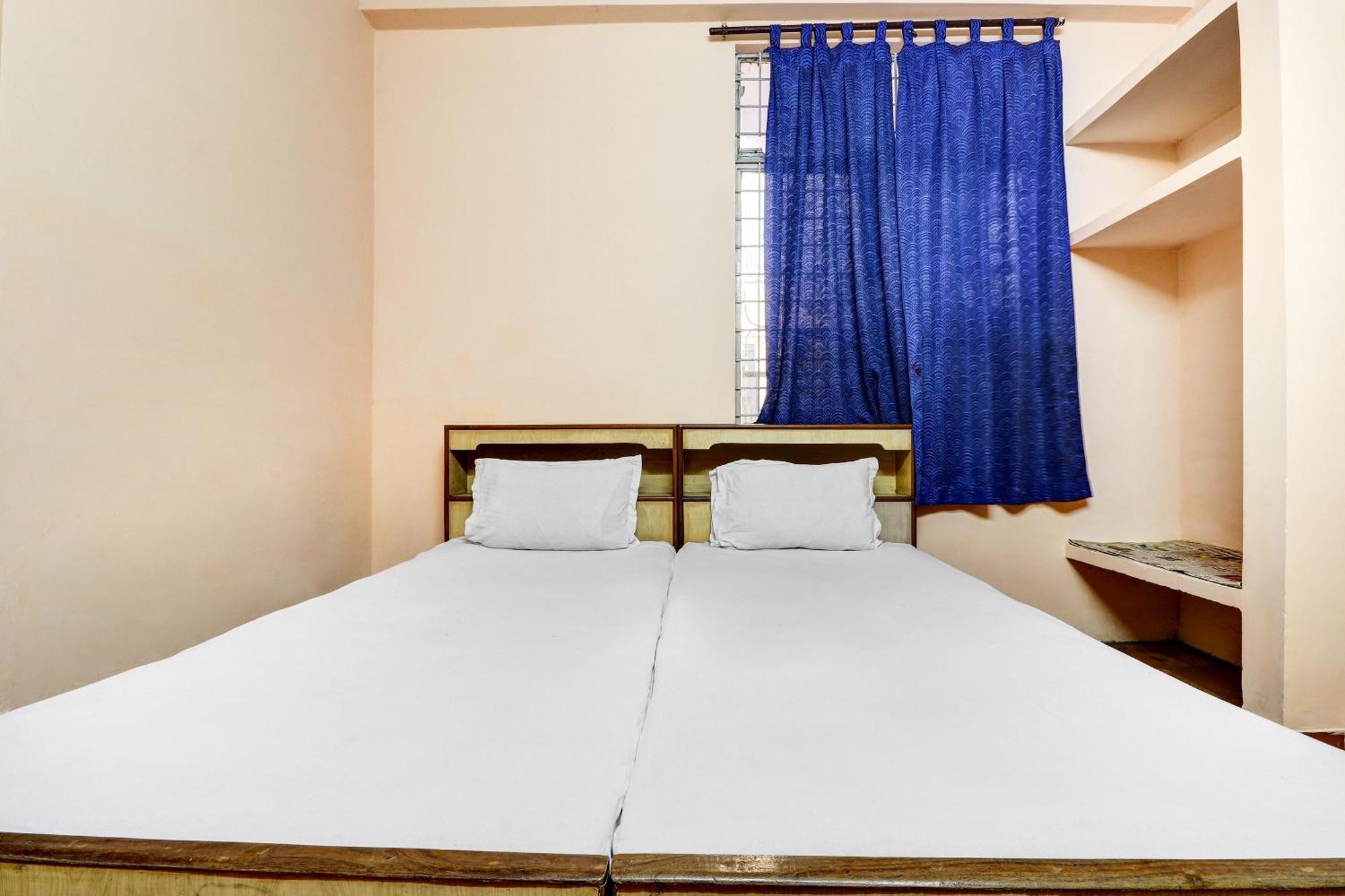 Hotel Collection O Vikas Nagar Post Office Formerly Metro Club And Lucknow